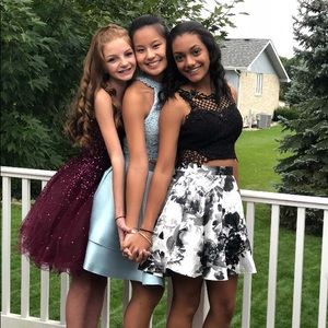 Meet your Posher, Claire